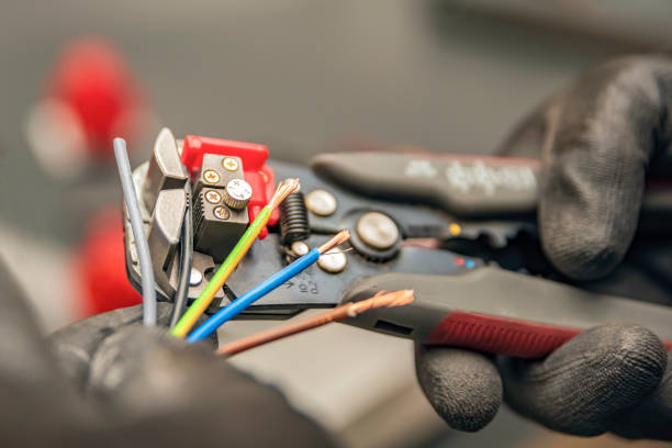 Best Electrician Near Me  in Apache, OK